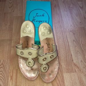 JACK ROGERS SIZE 10 GOLD